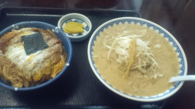 カツ丼味噌ラーメンセット投稿写真