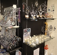 愛知県名古屋市中区のアクセサリー E Shops